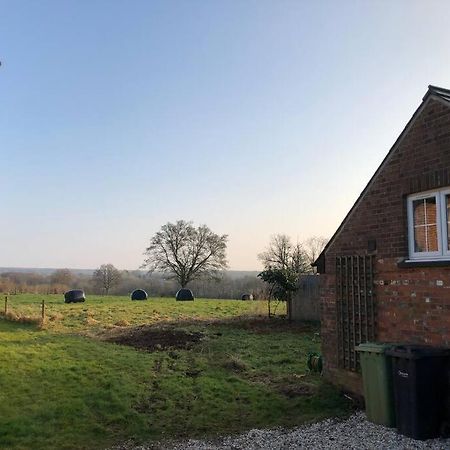 The Cowshed Apartamento Salisbury Exterior foto